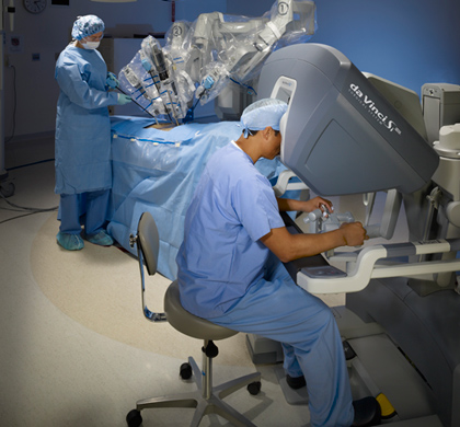 Da Vinci Robotic Surgery System | Services | Crisp Regional